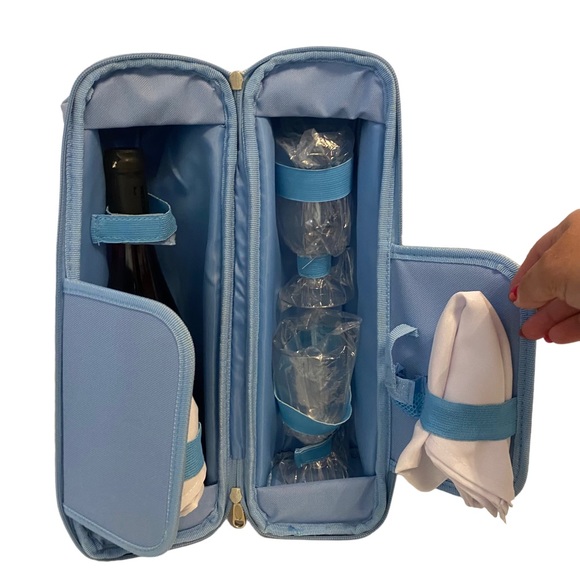 NWT Martha Stewart Wine Travel Case with Accessories in Light Blue Picnic Bag - Picture 1 of 14